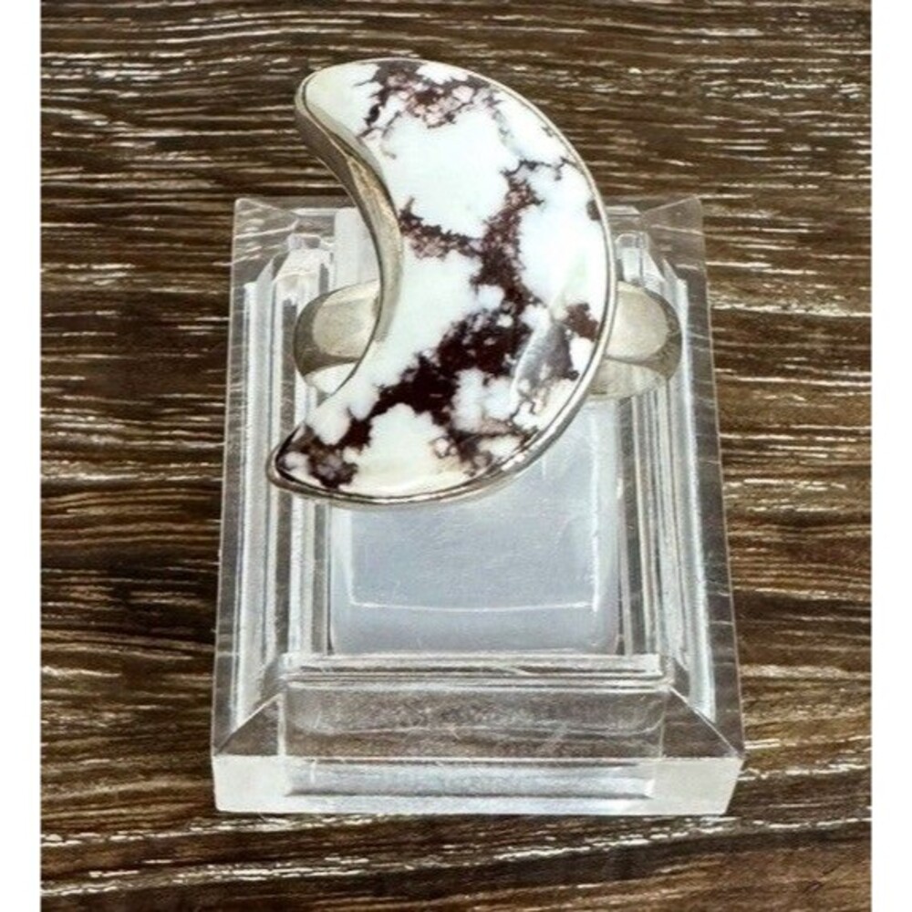 Native Southwest Style Sterling Silver Wild Horse Crescent Moon Ring Sz 6